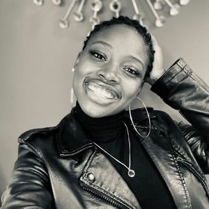 Meet your Posher, Tania